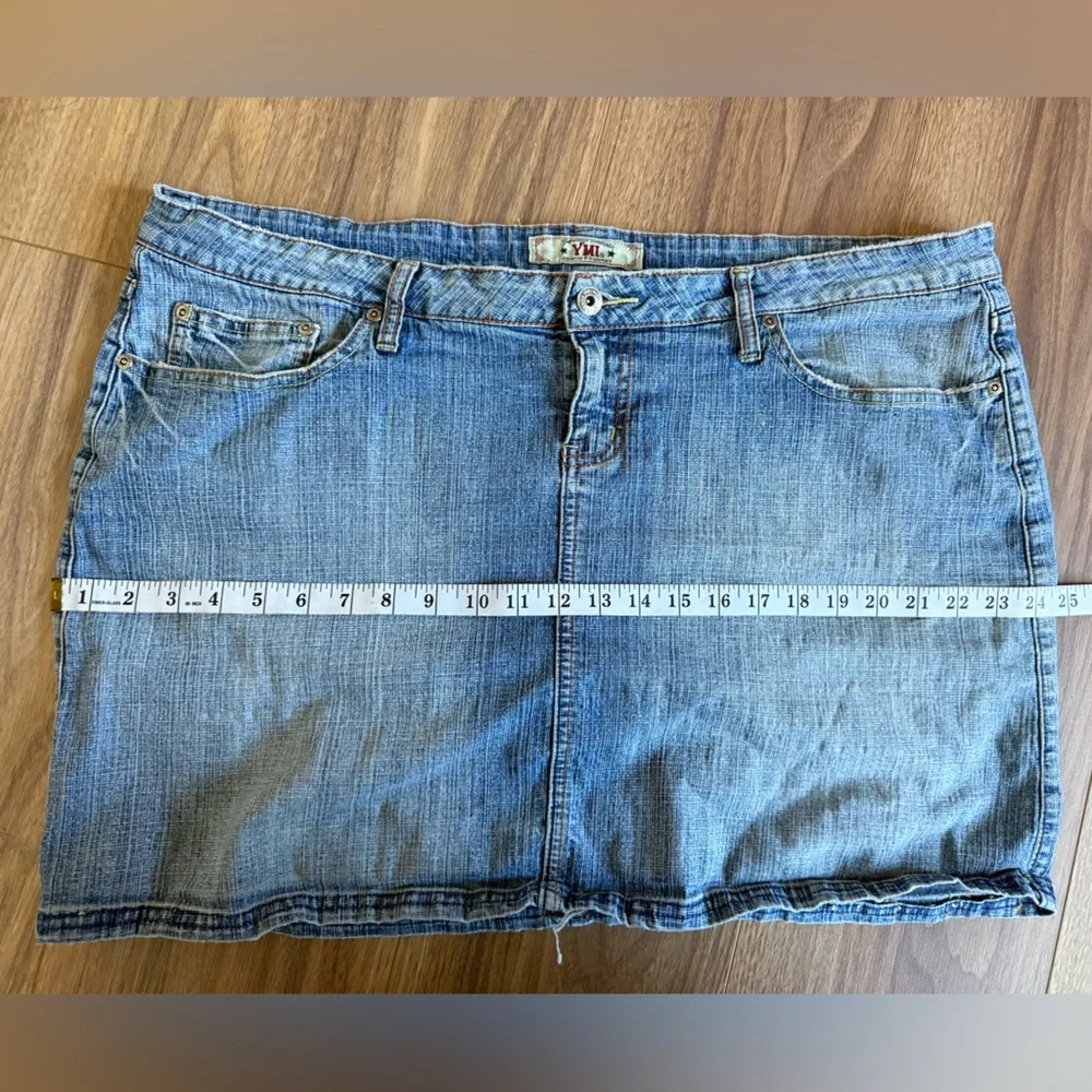 Vintage Y2K Plus Size YMI Light Blue Denim Low Rise Mini Skirt Womens Size 20 - Picture 12 of 12